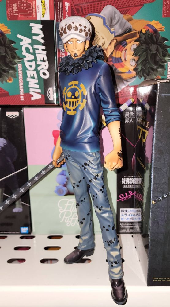 Banpresto One Piece Trafalgar Law Statue - Master Stars Piece Collection Figure With Stand